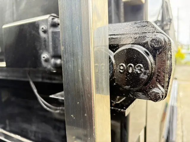 いすゞ ギガ 2PG-CXZ77CT(6x4)の写真14