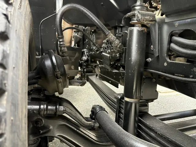 いすゞ ギガ 2PG-CXZ77CT(6x4)の写真24