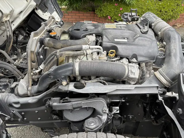いすゞ エルフ TPG-NKR85AD(2WD)の写真14