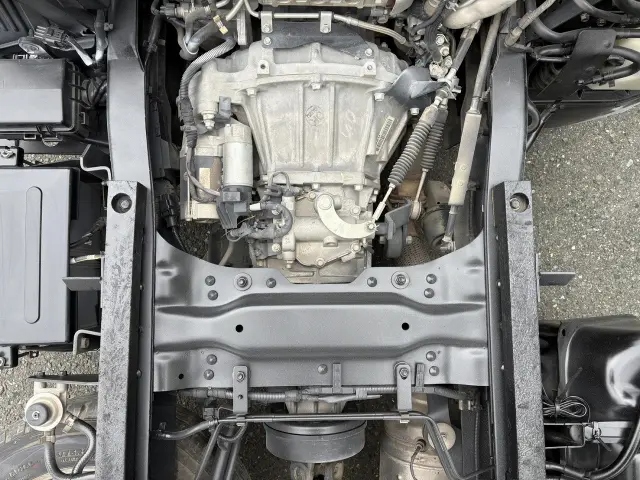 いすゞ エルフ TPG-NKR85AD(2WD)の写真17