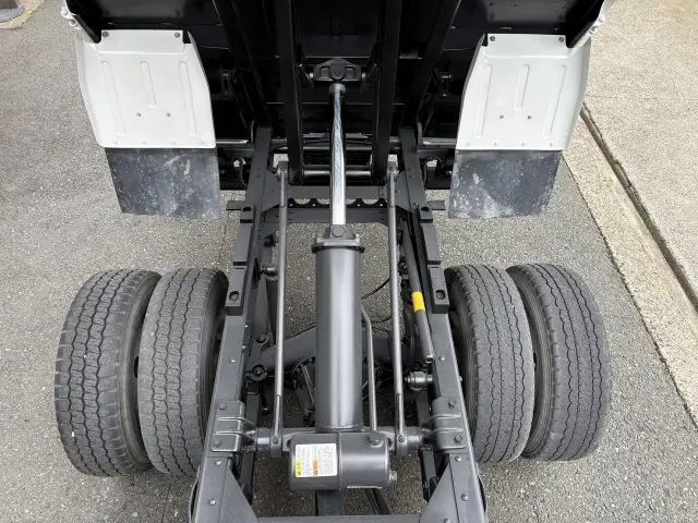 いすゞ エルフ TPG-NKR85AD(2WD)の写真18