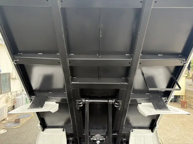 いすゞ エルフ TPG-NKR85AD(2WD)の写真19
