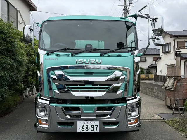 いすゞ ギガ 2PG-CXZ77CT(6x4)の写真5