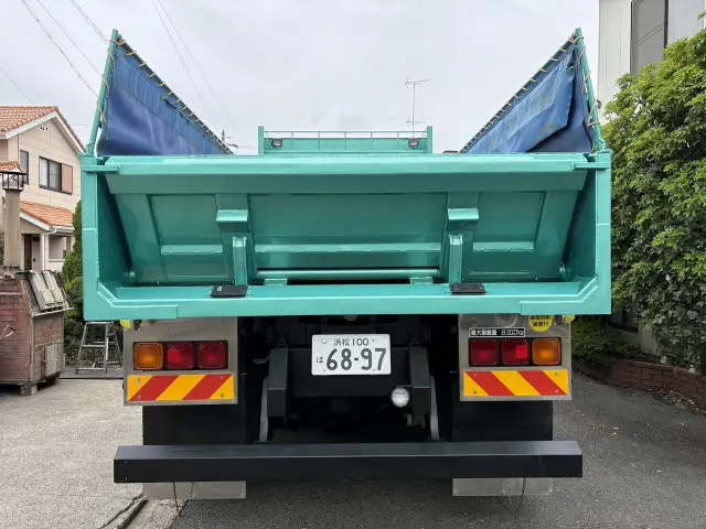 いすゞ ギガ 2PG-CXZ77CT(6x4)の写真6
