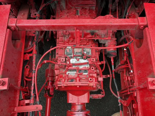 いすゞ ギガ 2PG-CXZ77CT(6x4)の写真19