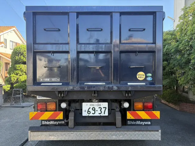 三菱 ファイター 2KG-FK62FZの写真6