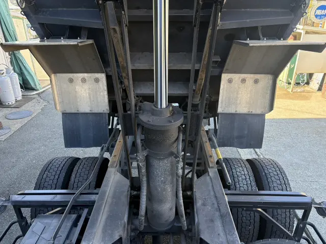 三菱 ファイター 2KG-FK62FZの写真21