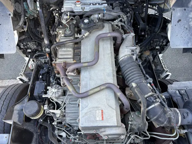 日野 プロフィア 2DG-FS1EGA(6x4)の写真18