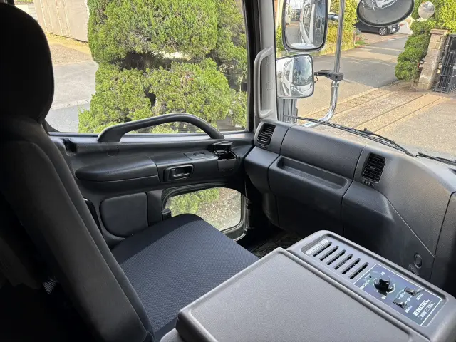 日野 プロフィア QKG-FS1EKDA(6x4)の写真30