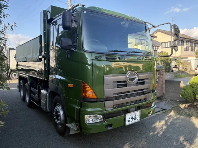 日野 プロフィア QKG-FS1EKDA(6x4)の写真1