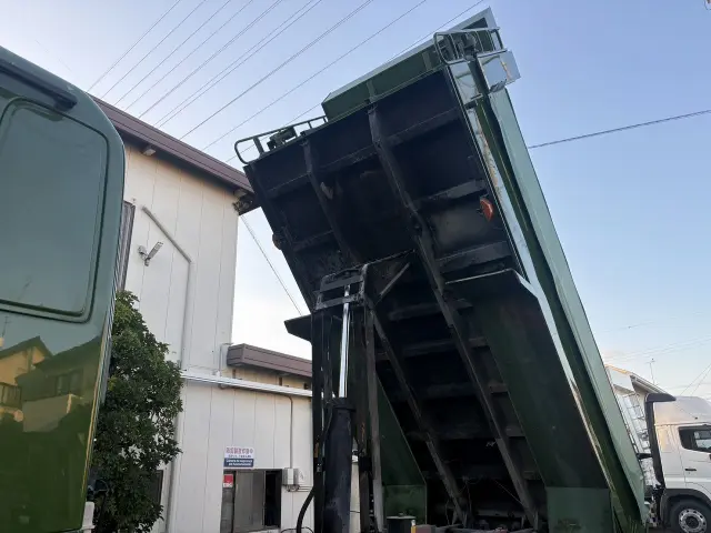日野 プロフィア QKG-FS1EKDA(6x4)の写真12