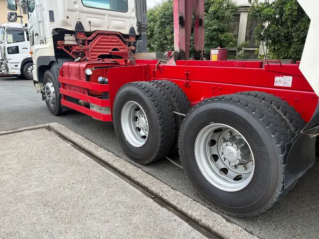 日野 プロフィア LKG-FS1EKAA(6x4)の写真25