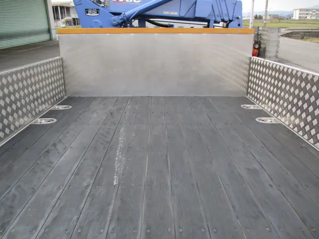 右|三菱 キャンター 2PG-FEA80(2WD)の写真8