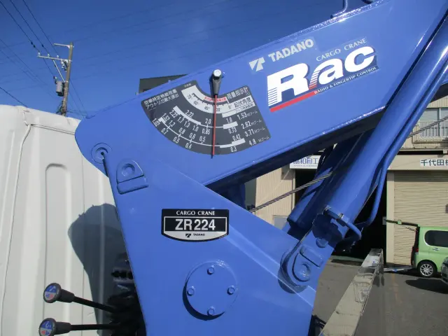 荷台|三菱 キャンター 2PG-FEA80(2WD)の写真9