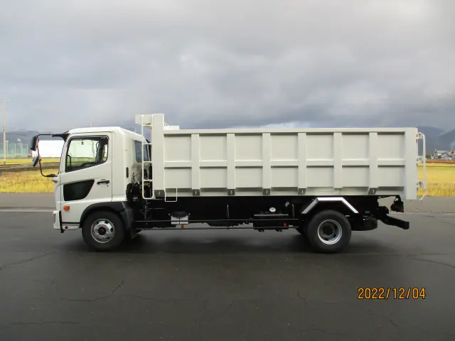 日野 レンジャー 2KG-FC2ABA(2WD)の写真4