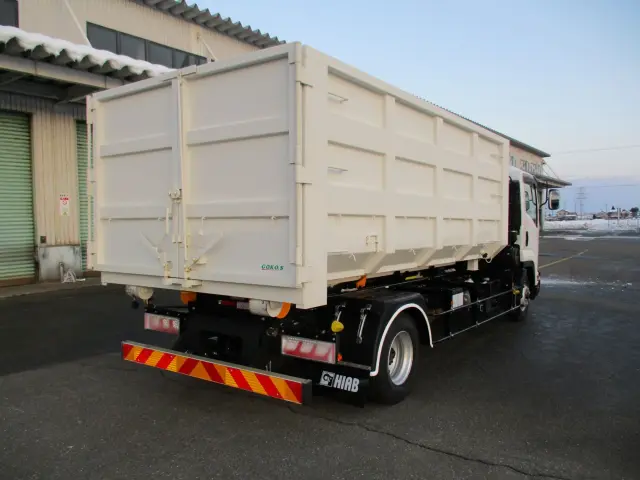 いすゞ フォワード TKG-FRR90S2(2WD)の写真2