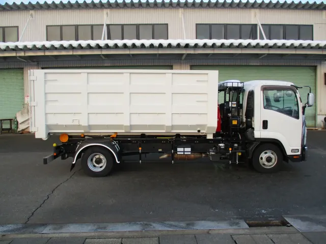 いすゞ フォワード TKG-FRR90S2(2WD)の写真7