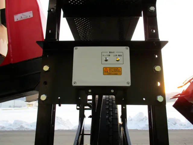 いすゞ フォワード TKG-FRR90S2(2WD)の写真19