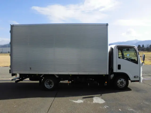 いすゞ エルフ TKG-NPR85AN(2WD)の写真6
