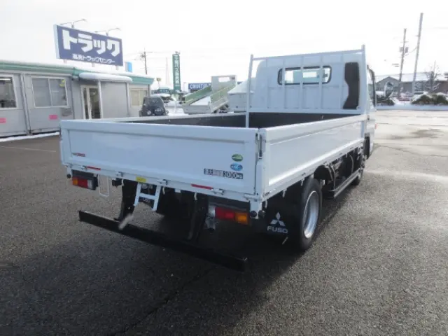 三菱 キャンター 2PG-FEB50(2WD)の写真4