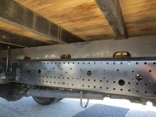 いすゞ フォワード TKG-FRR90S1(2WD)の写真13