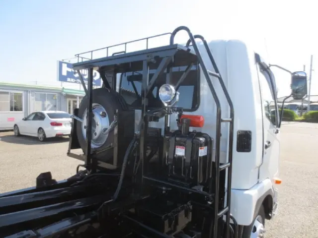 三菱 ファイター 2KG-FK72F(2WD)の写真14