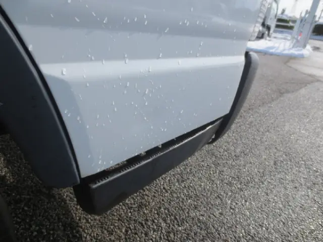 三菱 キャンター 2PG-FEB50(2WD)の写真16