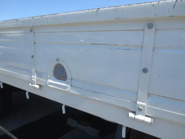 いすゞ フォワード TKG-FRR90S1(2WD)の写真24