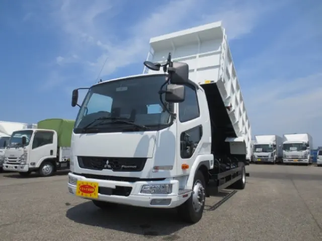 三菱 ファイター 2KG-FK62FZ(2WD)の写真1