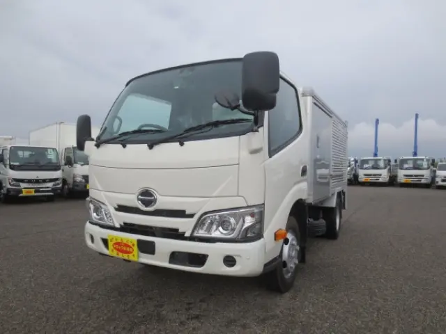 日野 デュトロ 2RG-XZC605M(2WD)の写真1