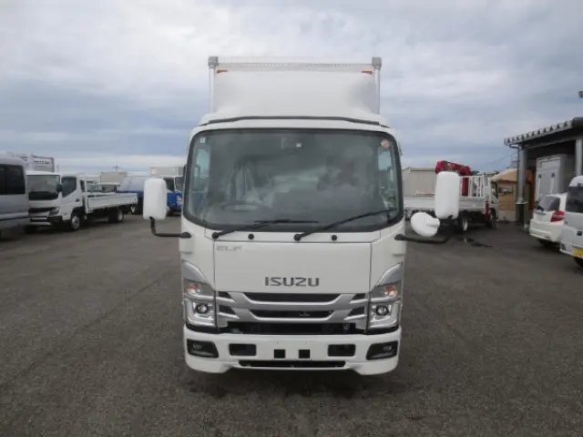 いすゞ エルフ 2RG-NLR88AN(2WD)の写真6