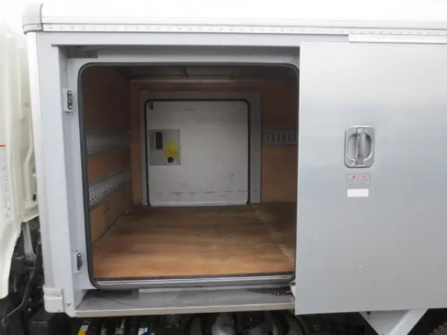 日野 デュトロ 2RG-XZC605M(2WD)の写真12