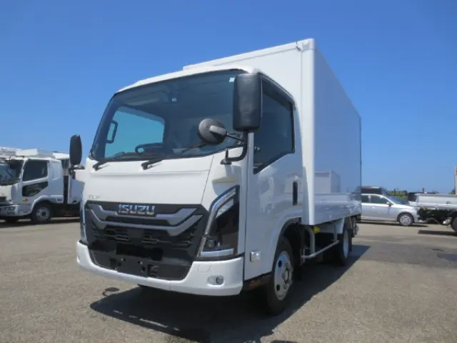 いすゞ エルフ 2RG-NMR88M(2WD)の写真3
