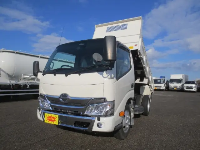 日野 デュトロ 2RG-XZU600T(2WD)の写真1