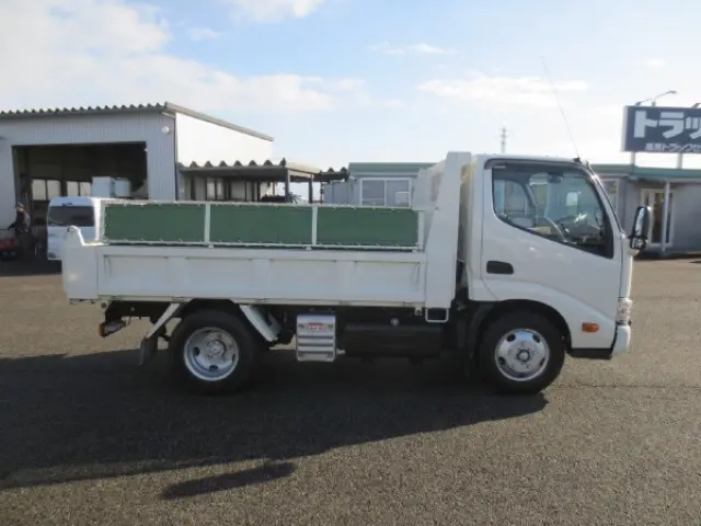 日野 デュトロ 2RG-XZU600T(2WD)の写真8