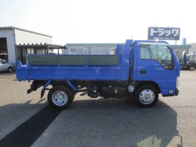 いすゞ エルフ 2RG-NJR88AN(2WD)の写真8