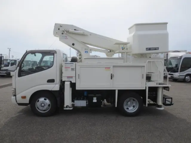 日野 デュトロ TPG-XZU600X(2WD)の写真9