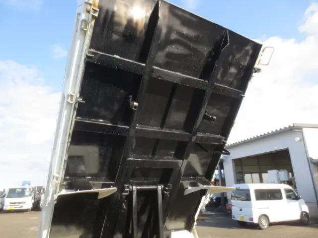 日野 デュトロ 2RG-XZU600T(2WD)の写真12