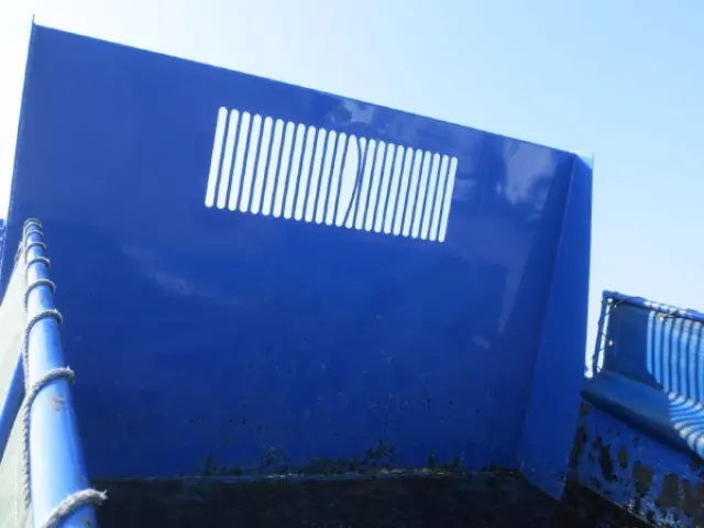 いすゞ エルフ 2RG-NJR88AN(2WD)の写真12