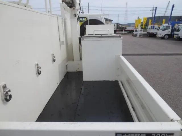 日野 デュトロ TPG-XZU600X(2WD)の写真19