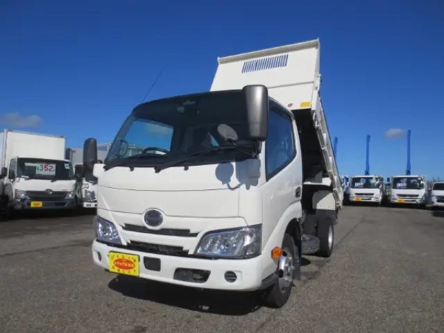 日野 デュトロ 2RG-XZC600T(2WD)の写真1