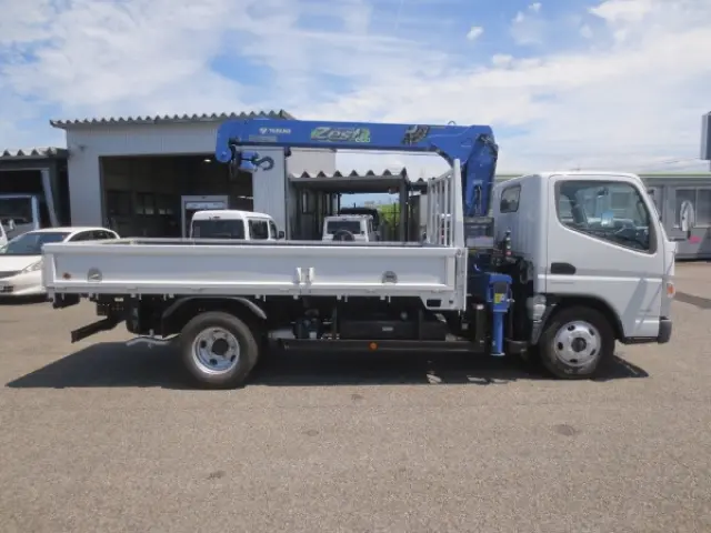 三菱 キャンター TPG-FEA50(2WD)の写真8