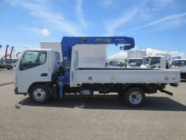 三菱 キャンター TPG-FEA50(2WD)の写真9