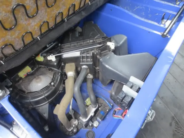 三菱 キャンター 2RG-FBA20(2WD)の写真15