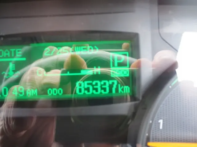 三菱 キャンター 2RG-FBA20(2WD)の写真17