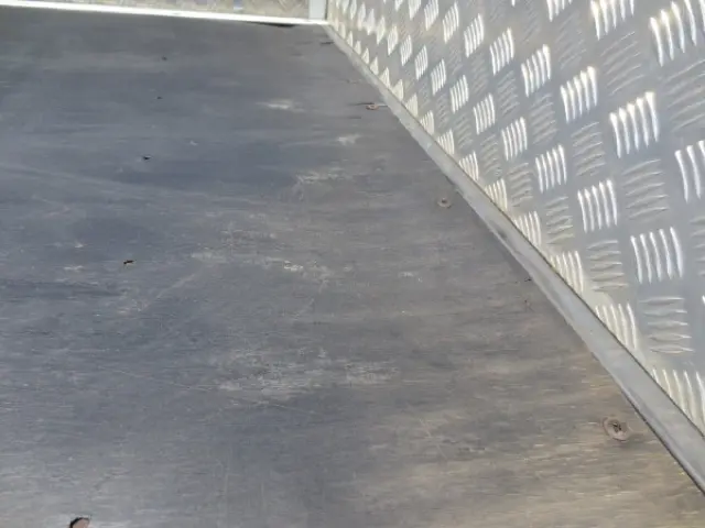 三菱 キャンター 2RG-FEAV0(2WD)の写真18