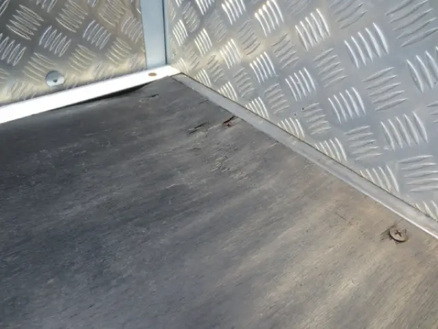 三菱 キャンター 2RG-FEAV0(2WD)の写真19