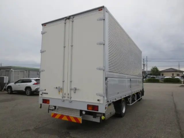 いすゞ フォワード 2RG-FRR90S1(2WD)の写真4