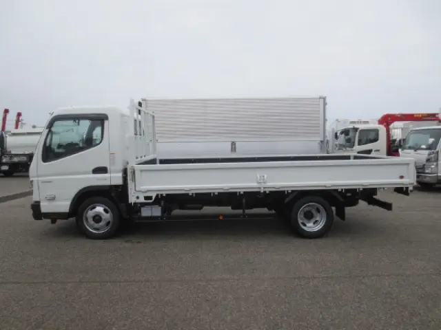 三菱 キャンター 2RG-FEB50(2WD)の写真9