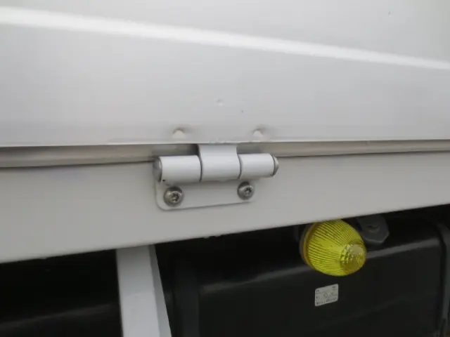 いすゞ フォワード 2RG-FRR90S1(2WD)の写真20